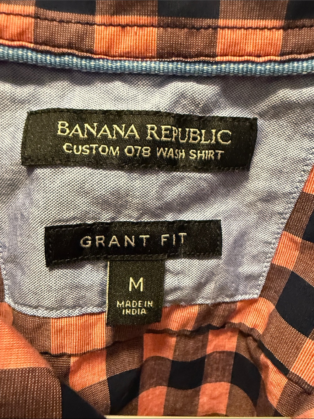 Banana Republic Men's Pink and Navy Check Button-Down Shirt - Picture 2 of 3